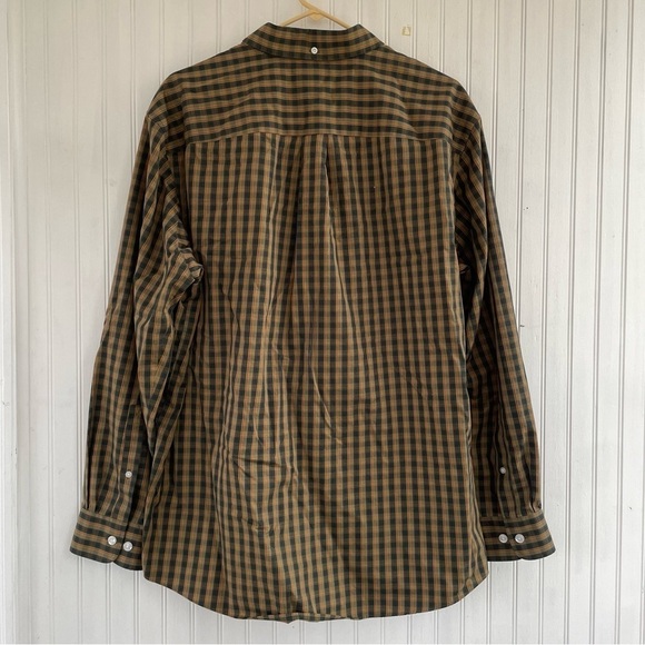 Duluth Trading Company Men's Wrinklefighter Relaxed Fit Long Sleeve Shirt LARGE - Picture 2 of 6